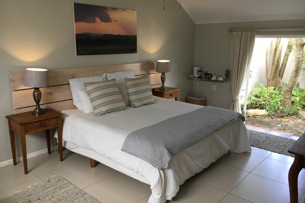 Pollock'S B&B อีสต์ลอนดอน ภายนอก รูปภาพ
