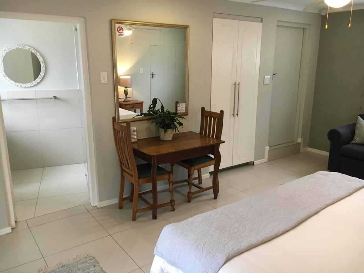 Pollock'S B&B อีสต์ลอนดอน ภายนอก รูปภาพ